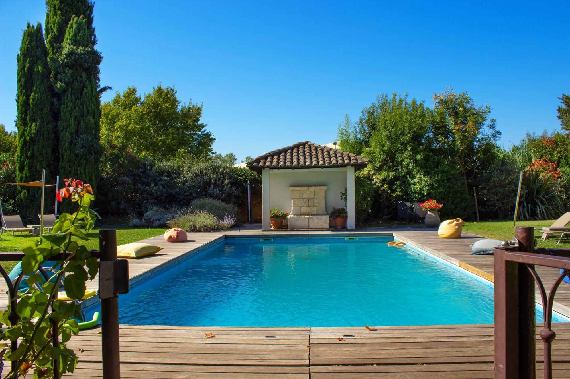 Best Western Plus Le Lavarin Avignon Exterior photo